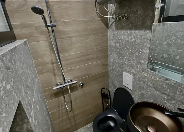 Apartament At U.s Embassy 02 Tirana